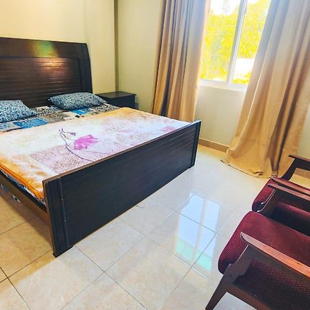 Aqua Apartment Murree Exterior photo